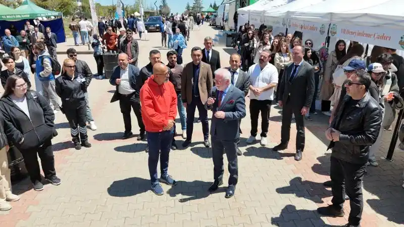 Bolu Abant İzzet Baysal Üniversitesi'nde Yeşil Kampüs Festivali: Geleceğe Umut Veren Çevre Buluşması galeri görseli