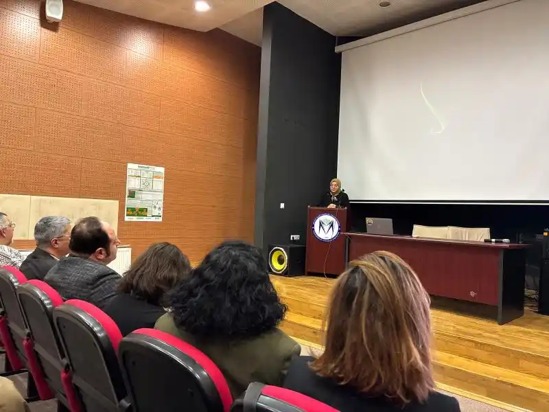 BAİBÜ'de Sıfır Atık Günü ve Su Günü Temalarıyla Sürdürülebilirlik Seminerleri Düzenlendi! galeri görseli