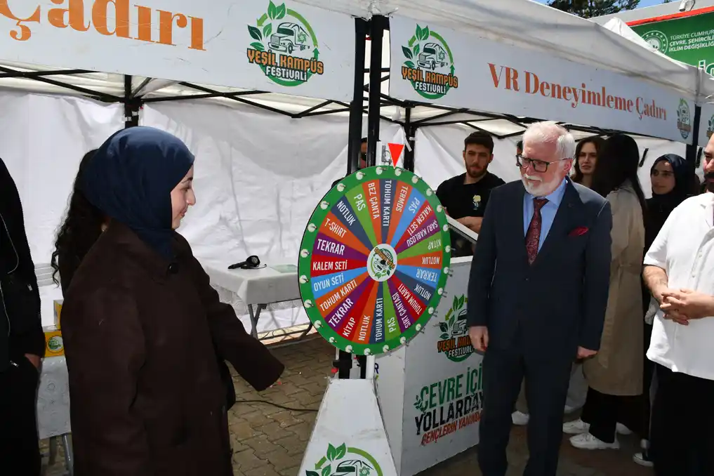 Bolu Abant İzzet Baysal Üniversitesi'nde Yeşil Kampüs Festivali: Geleceğe Umut Veren Çevre Buluşması galeri görseli