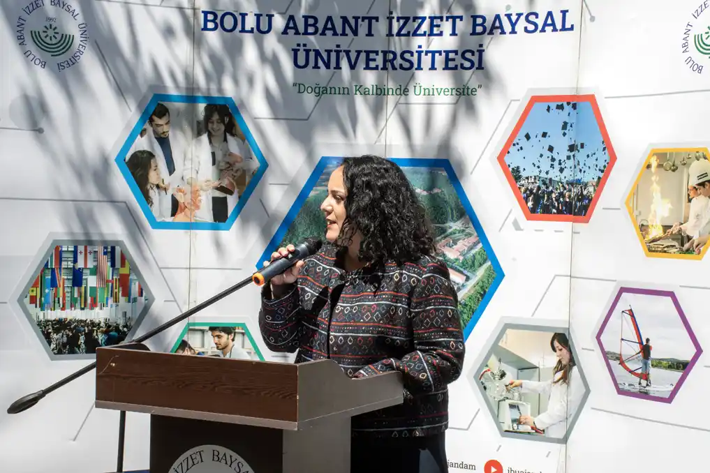 BAİBÜ BUTİK, Sürdürülebilir Modaya Yeni Bir Nefes Getirdi! galeri görseli