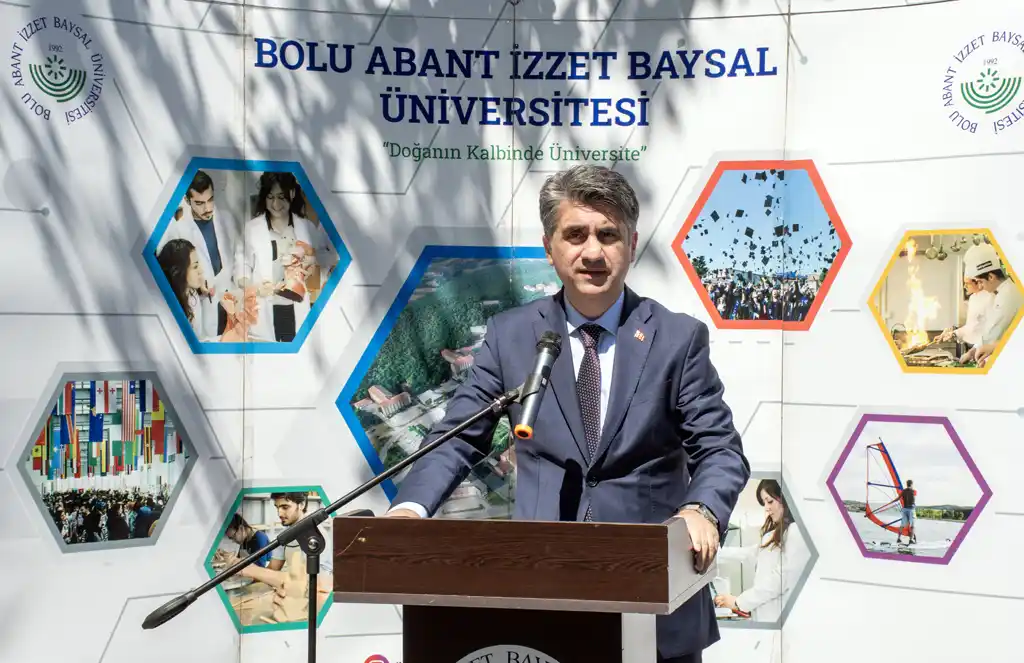BAİBÜ BUTİK, Sürdürülebilir Modaya Yeni Bir Nefes Getirdi! galeri görseli